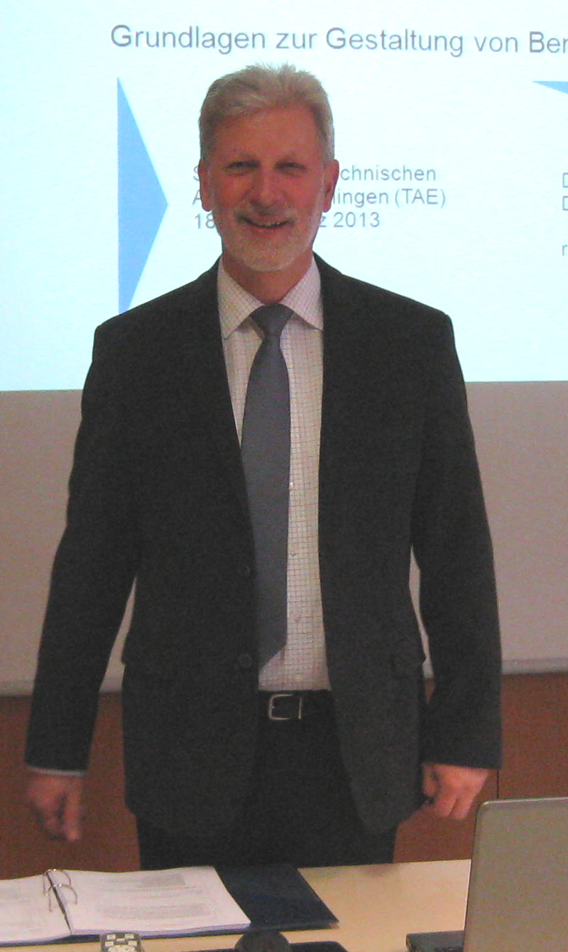 Richard Oed beim Seminar an der TAE.